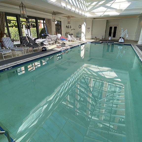 4-seasons - pool overview