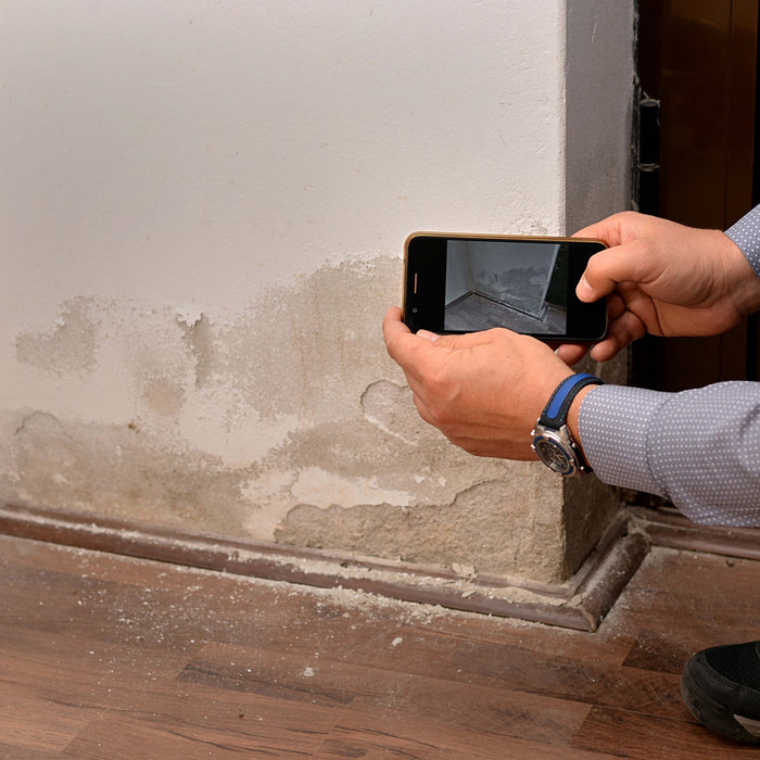 wall water damage