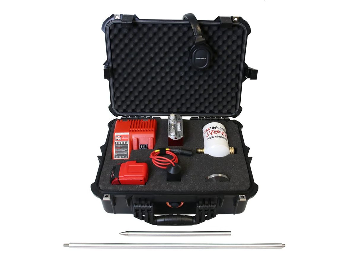 The Pulse Generator Pipe Locator Complete Kit With Listening Equipment Included