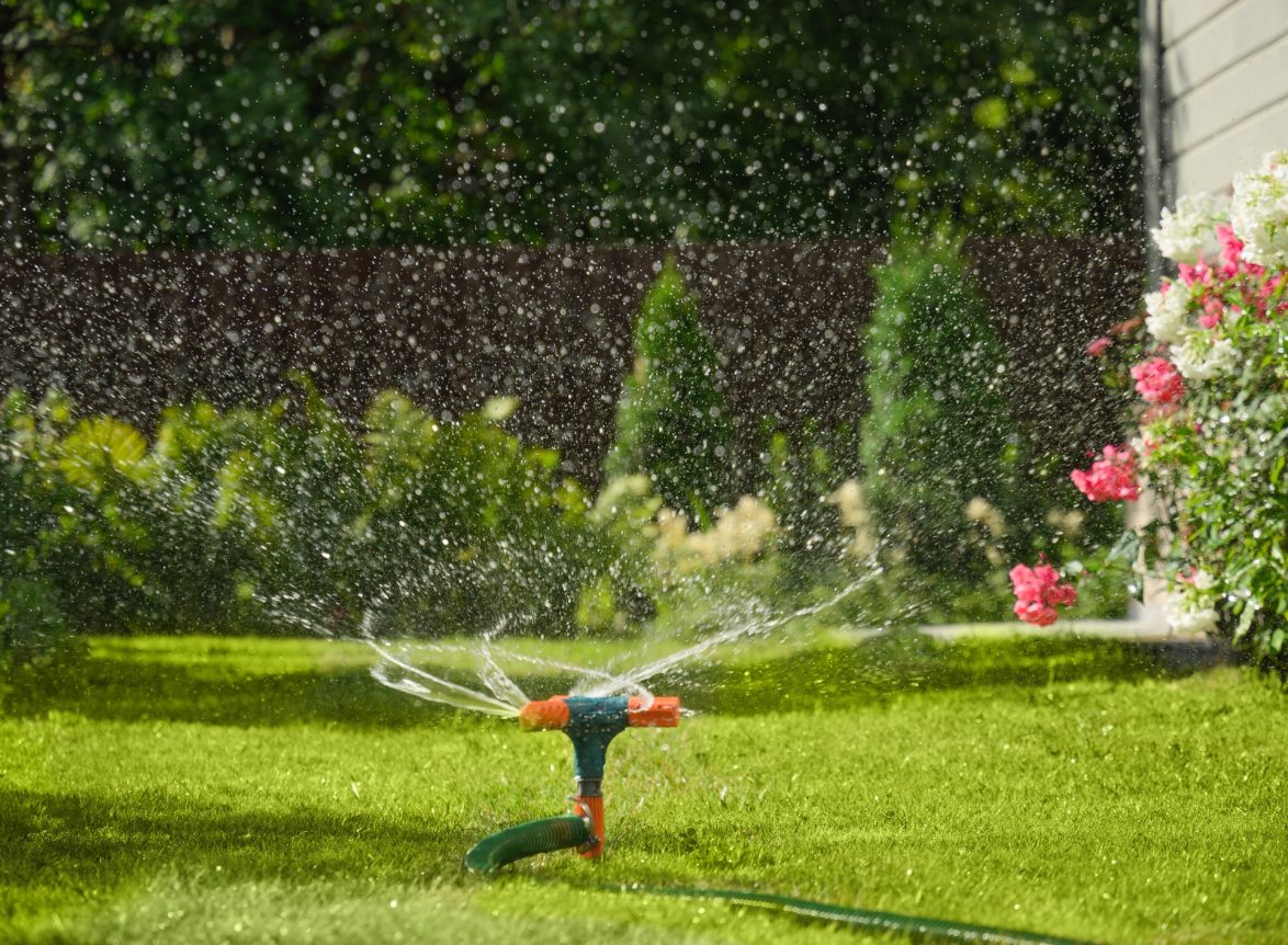 Smart Watering: Automatic Sprinkler Systems Prevent Costly Leaks